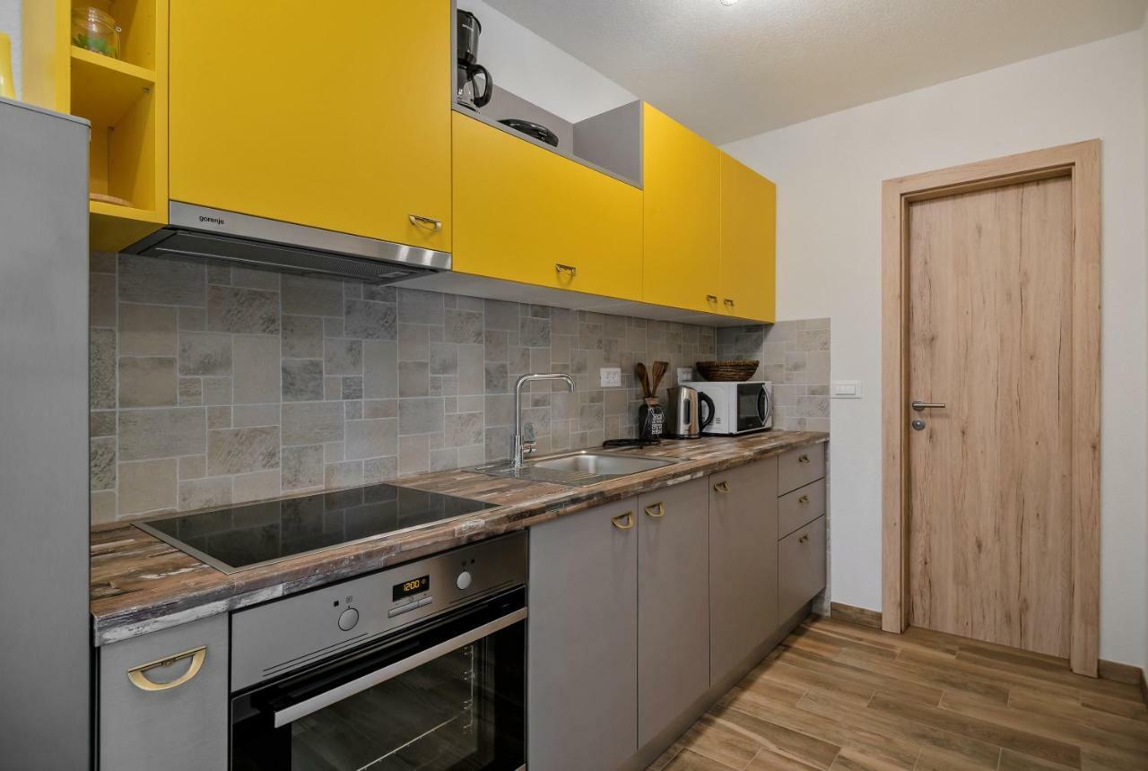 Apartment Cesarica Baška Voda Kültér fotó